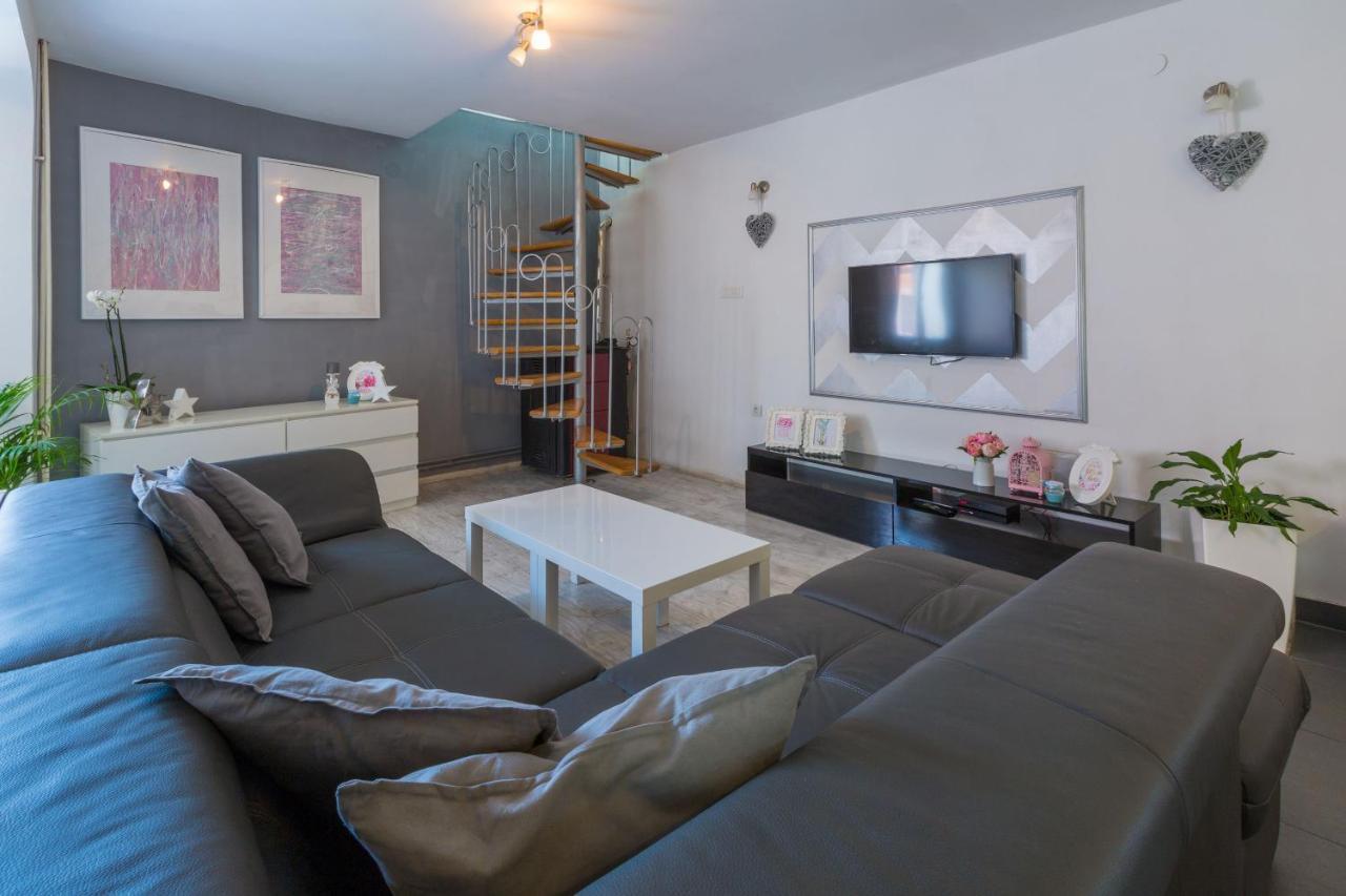 Apartments Kalla Цриквеница Экстерьер фото