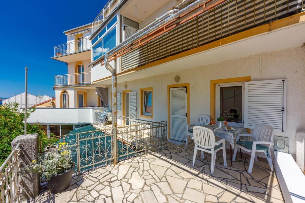Apartments Kalla Цриквеница Экстерьер фото