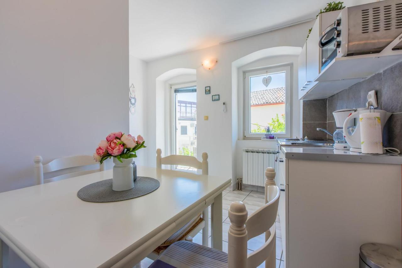 Apartments Kalla Цриквеница Экстерьер фото